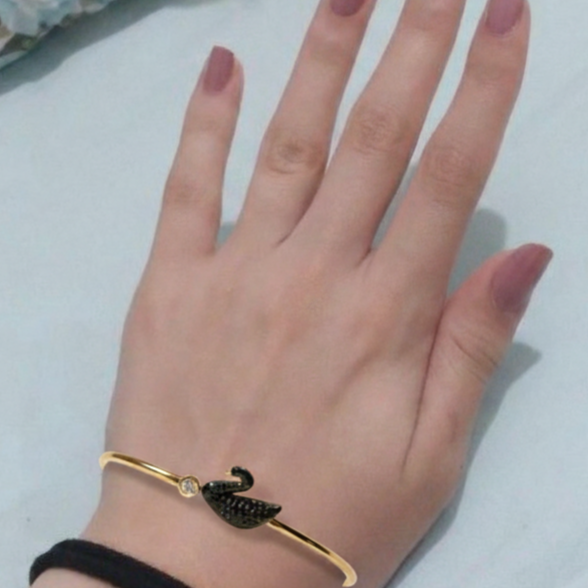 The Swan Bangle | 18K Gold PVD Forged Steel | Tarnish-Free & Waterproof