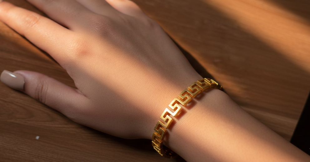 The Sultana Aegis Bangle | 18K Gold PVD Forged Steel | Waterproof & Perfume-Proof